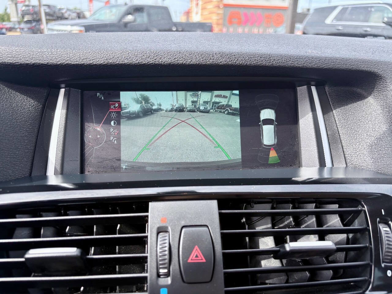 Used 2015 BMW X3 xDrive28d image 15