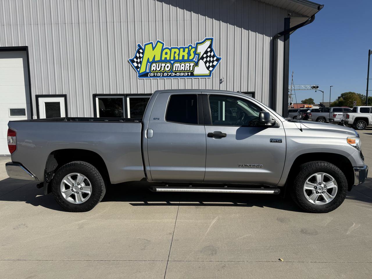 Used 2017 Toyota Tundra SR5 AWD/4WD image 7