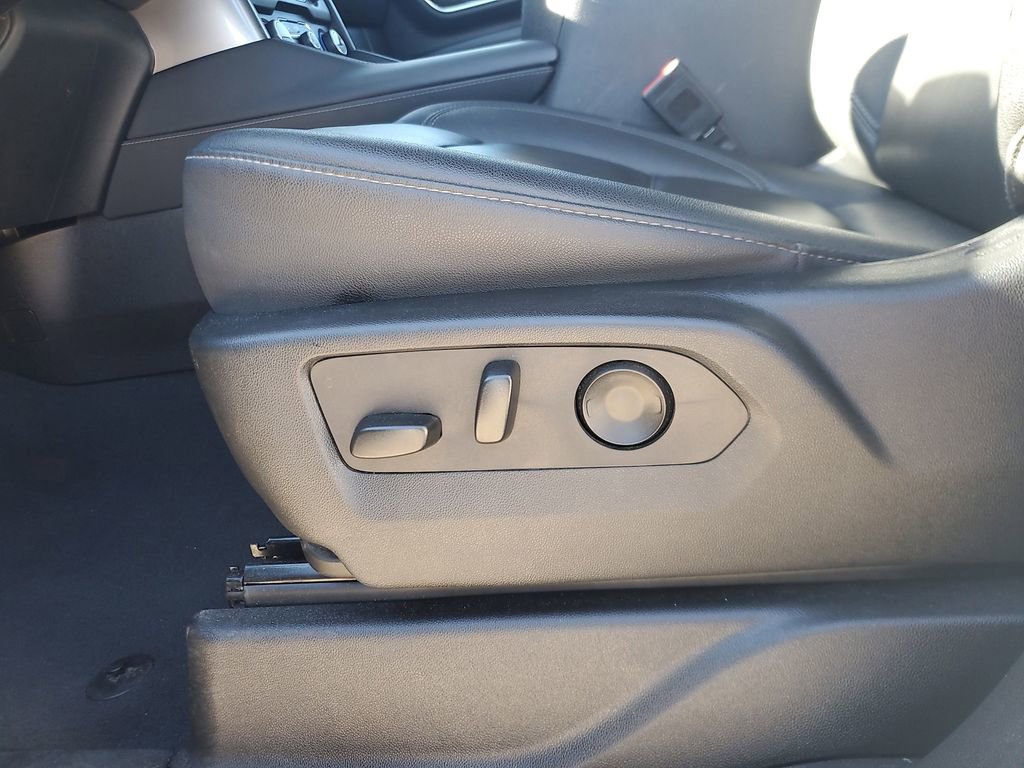 Used 2024 Chevrolet Tahoe LT image 16