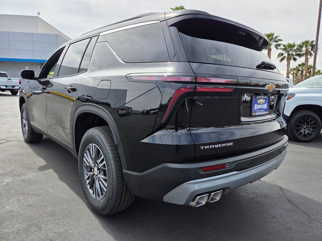 New 2026 Chevrolet Traverse LT w/ Driver Confidence Package FWD image 3