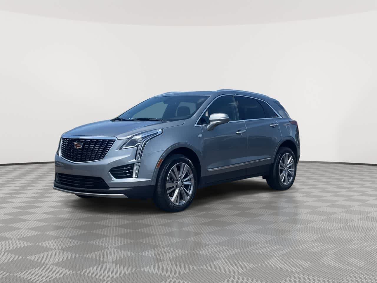 Certified 2024 Cadillac XT5 Premium Luxury FWD image 4