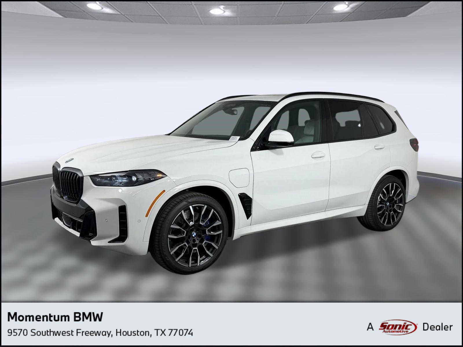 New 2026 BMW X5 xDrive50e image 1