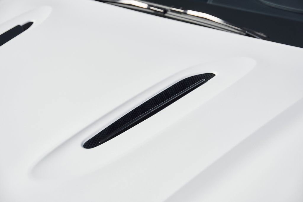 Used 2025 Aston Martin DBX 707 image 8