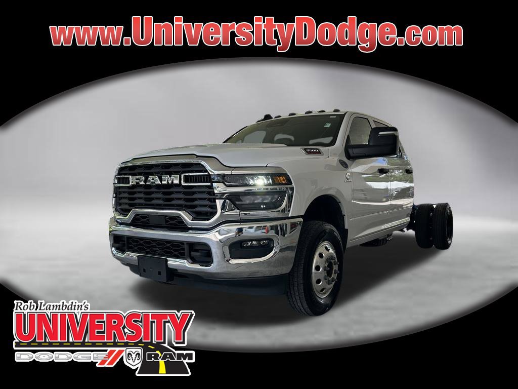 Used 2026 RAM 3500 Tradesman w/ Chrome Appearance Group RWD 360° Tour
