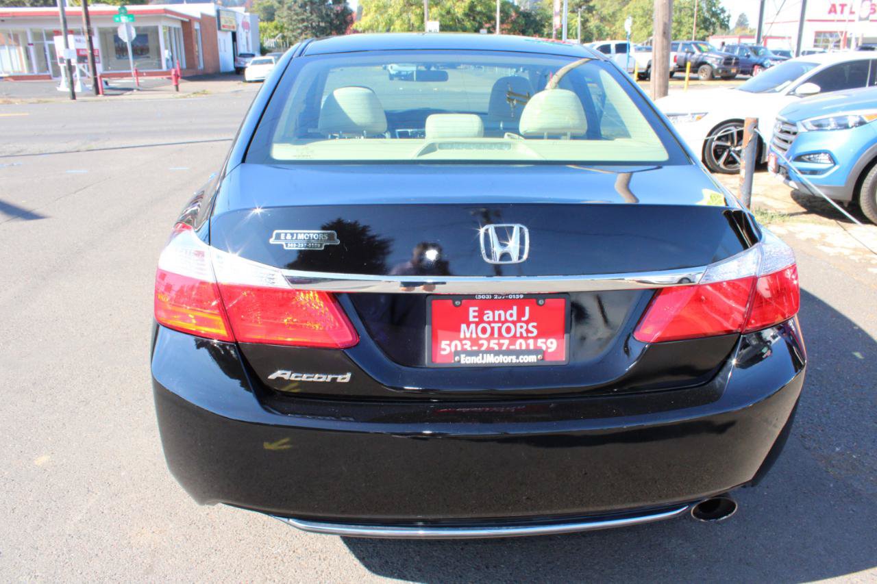 Used 2014 Honda Accord EX image 6