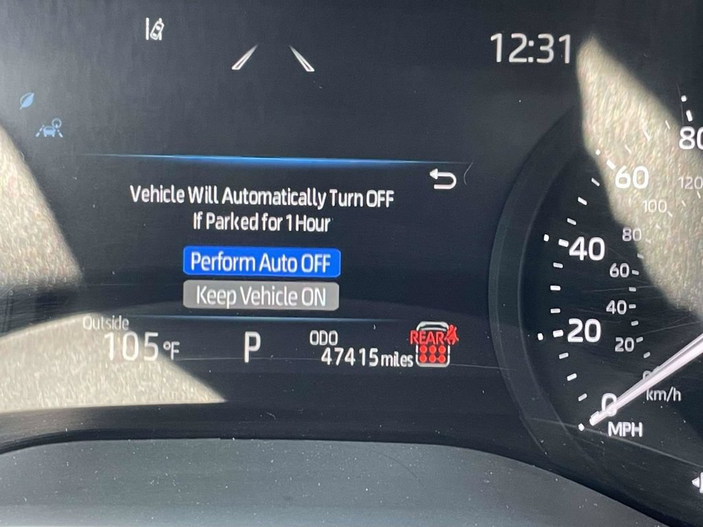 Used 2025 Toyota Sienna XLE FWD image 25
