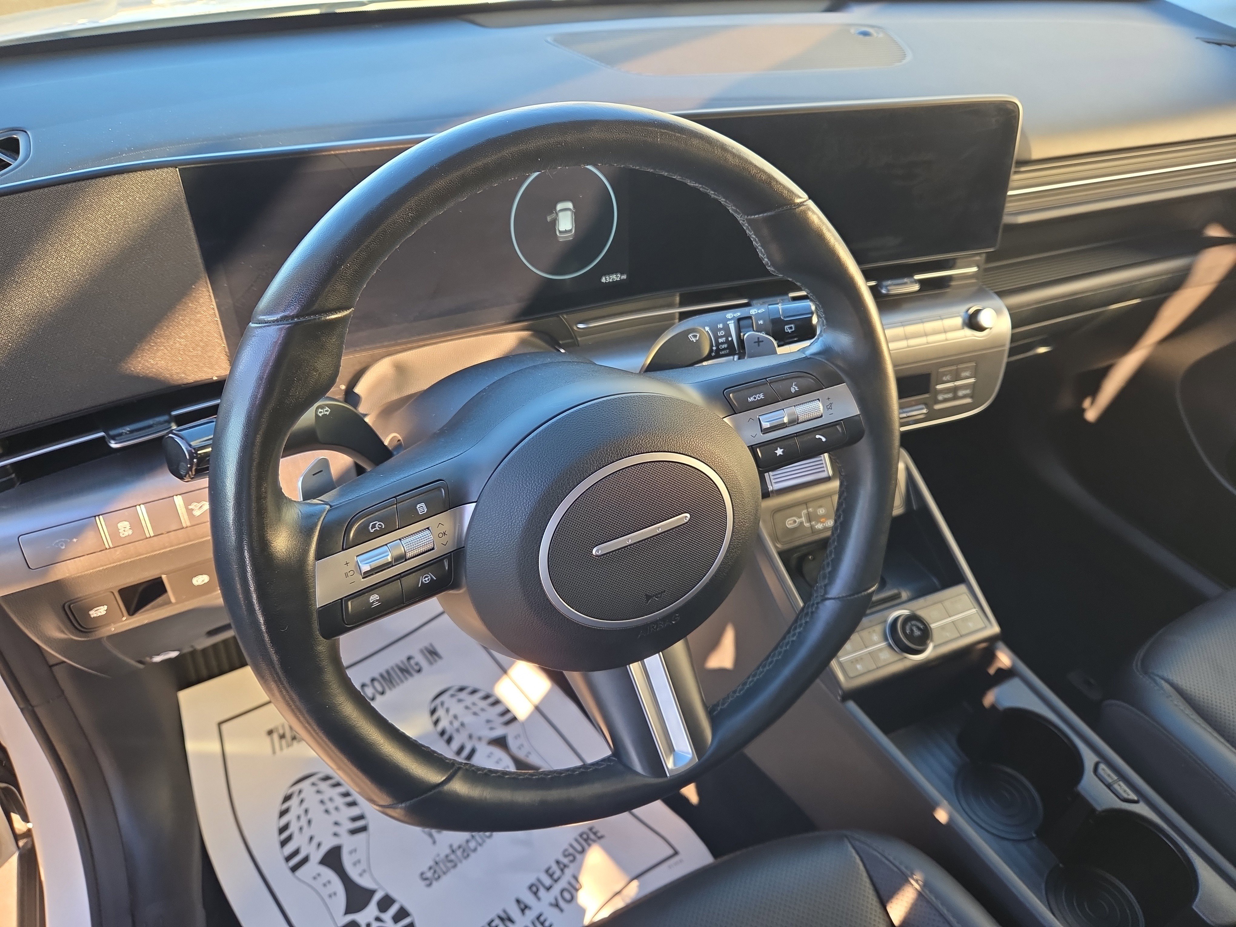 Used 2024 Hyundai Kona Limited image 16