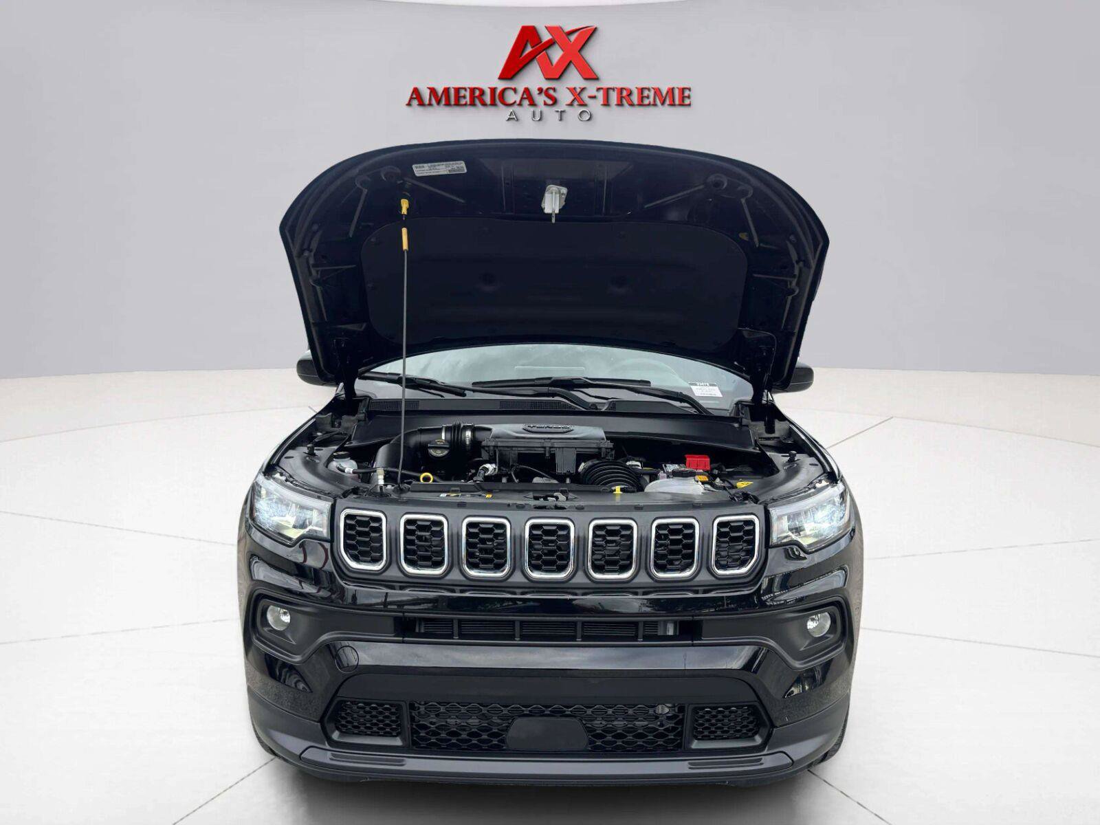 Used 2024 Jeep Compass Latitude w/ Sun and Sound Group AWD/4WD image 51