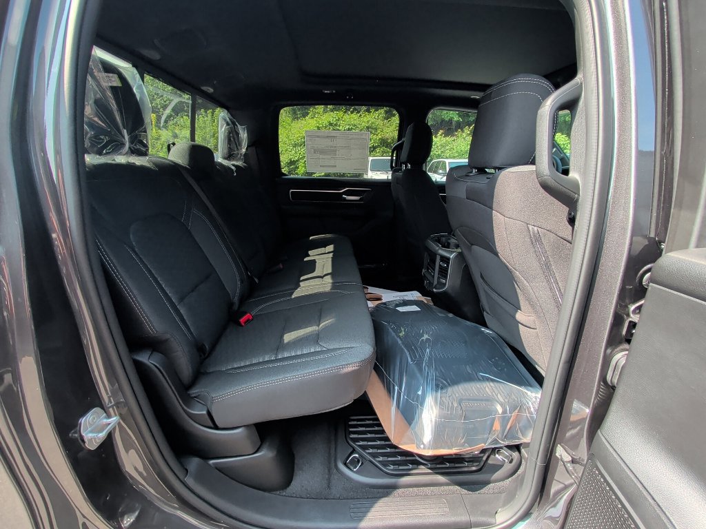 New 2026 RAM 1500 Big Horn AWD/4WD image 14