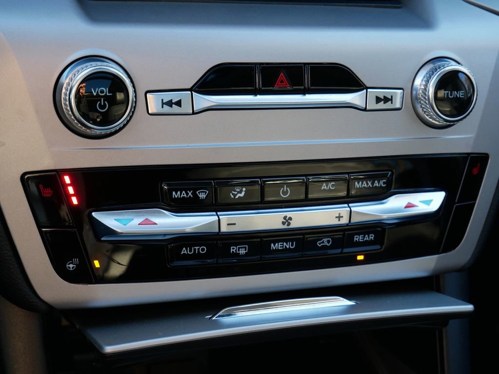 Certified 2023 Ford Explorer XLT w/ Equipment Group 202A image 22