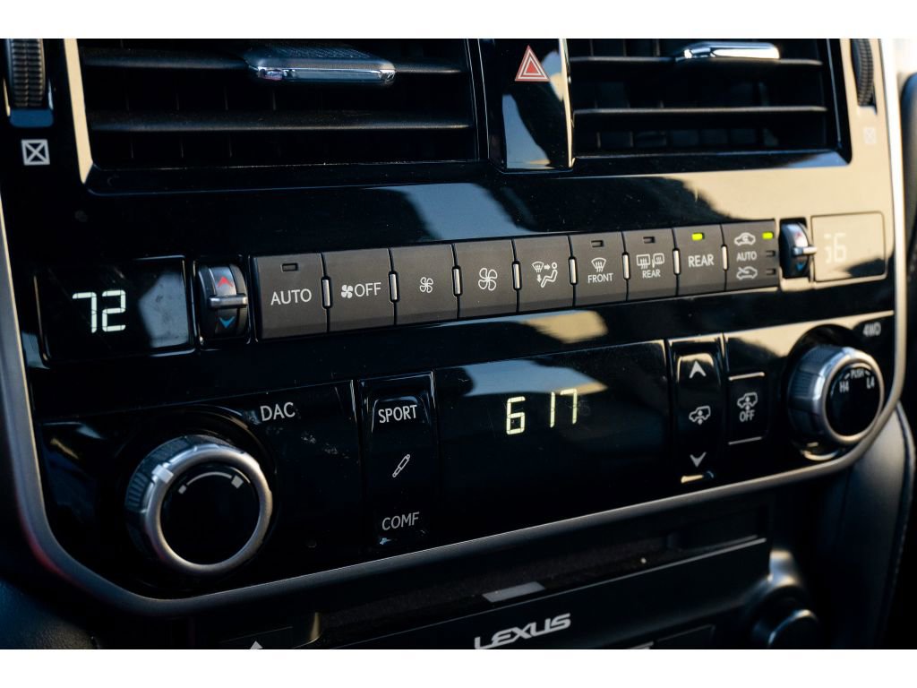 Used 2023 Lexus GX 460 Luxury w/ Accessory Package image 26