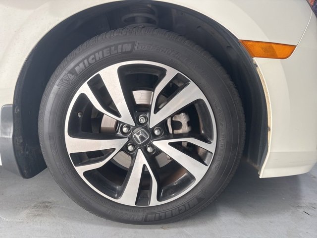 Used 2018 Honda Odyssey Elite image 4