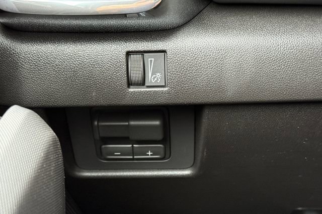 New 2026 GMC Canyon Elevation w/ Convenience Package RWD image 29