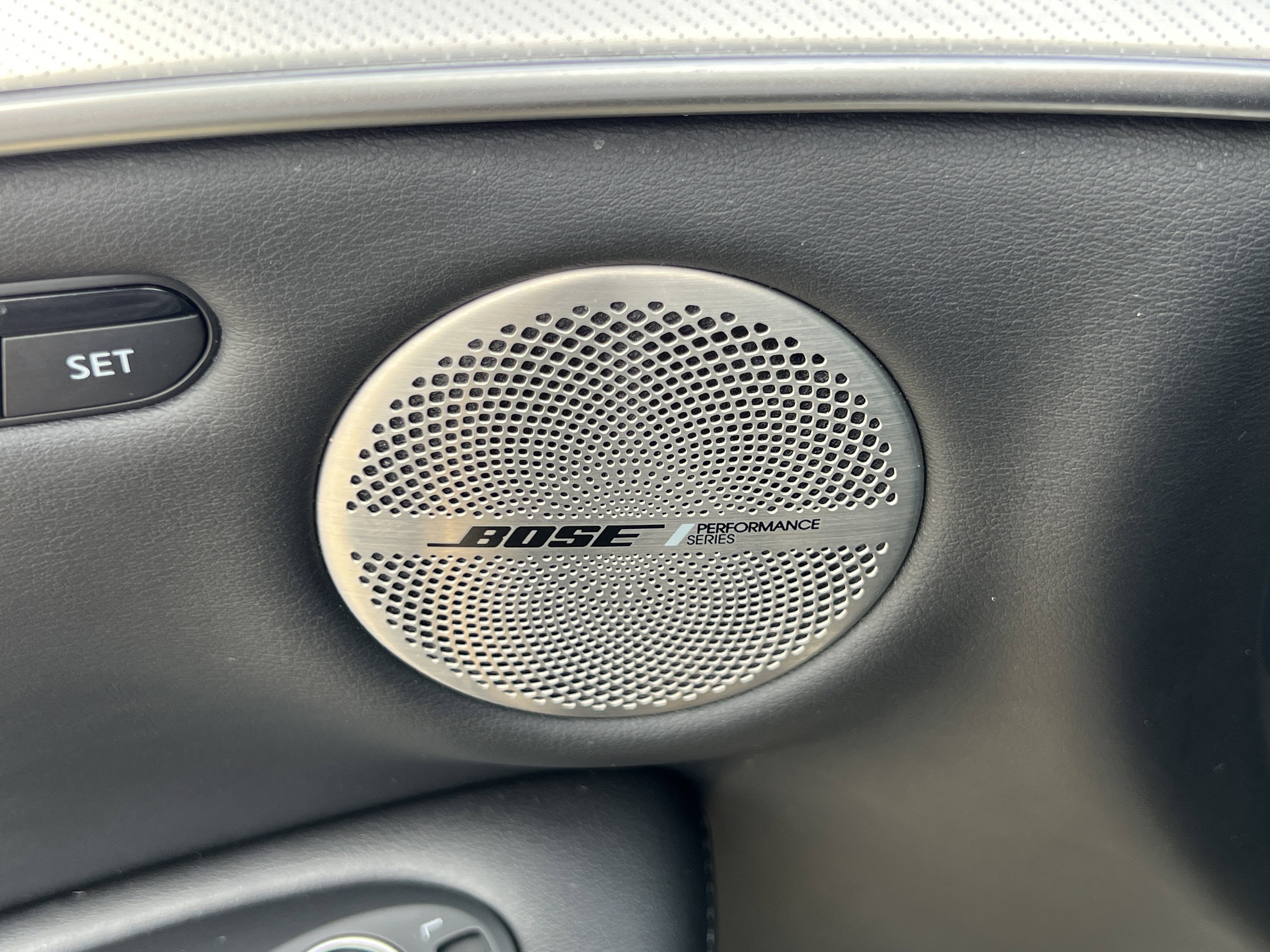 Used 2019 INFINITI QX50 Essential w/ Premium Heat Package image 31