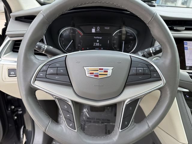 Used 2023 Cadillac XT5 Premium Luxury w/ LPO, Floor Liner Package AWD/4WD image 16