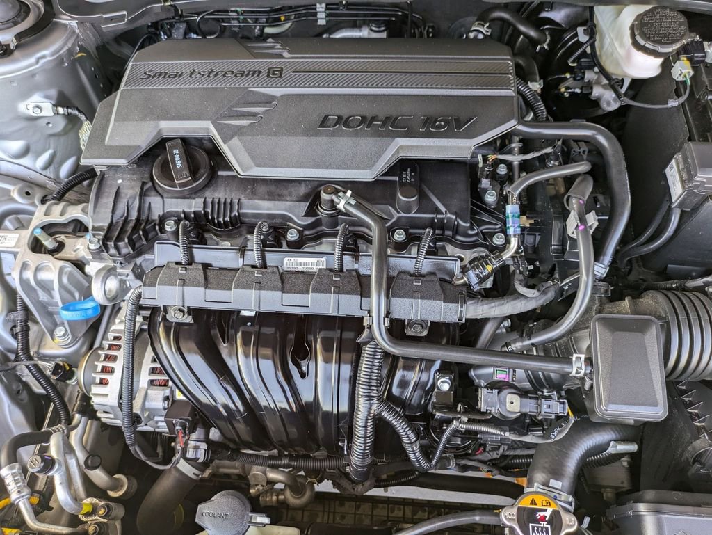 Used 2025 Kia K4 LXS image 34