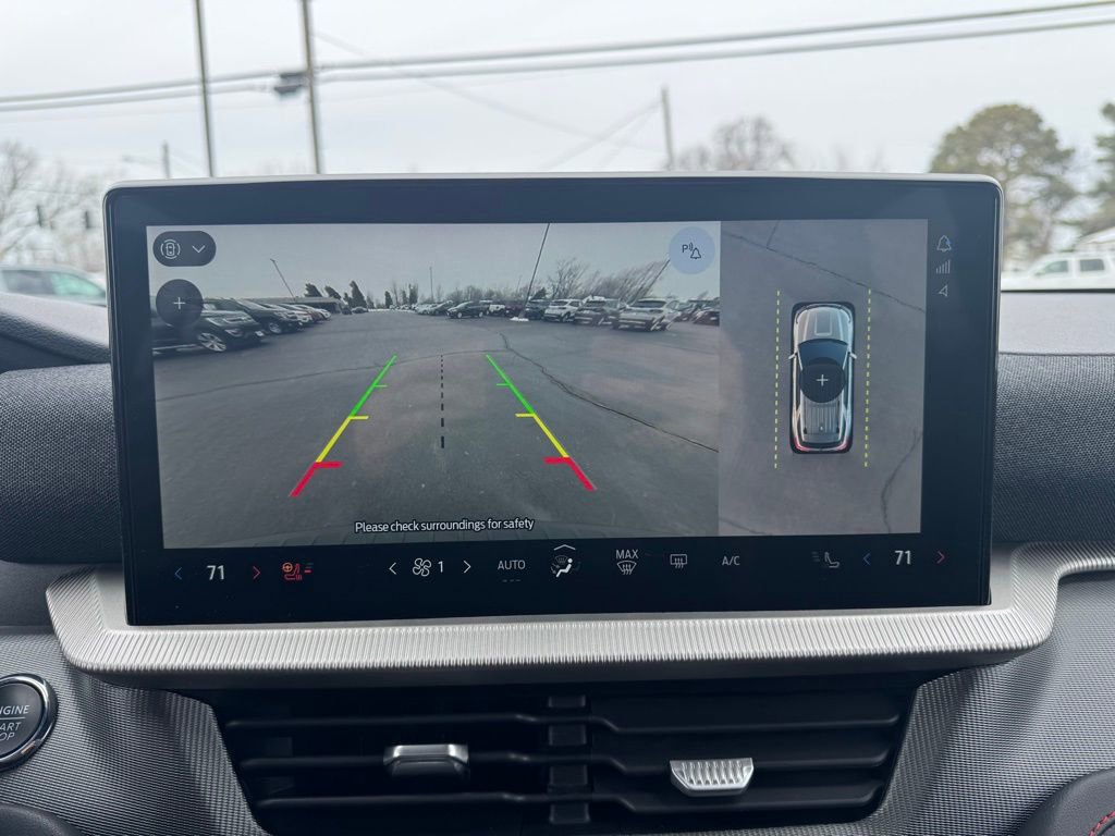 Used 2025 Ford Explorer ST-Line w/ ST-Line Street Pack image 11