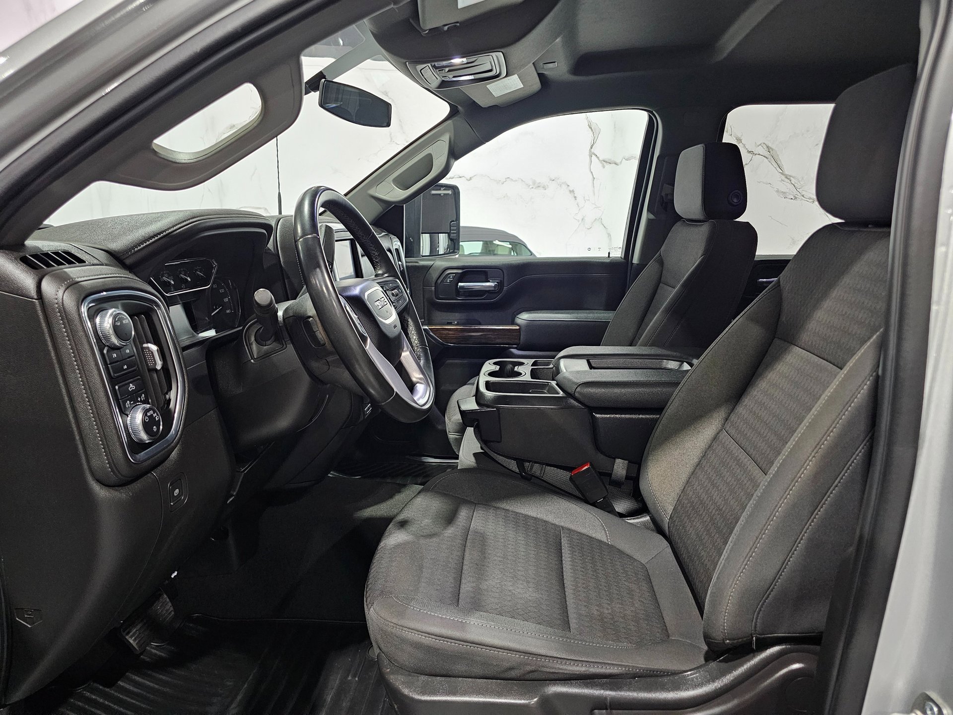 Used 2023 GMC Sierra 2500 SLE image 21