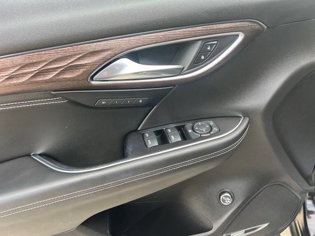 Used 2023 Buick Envision Avenir AWD/4WD image 27