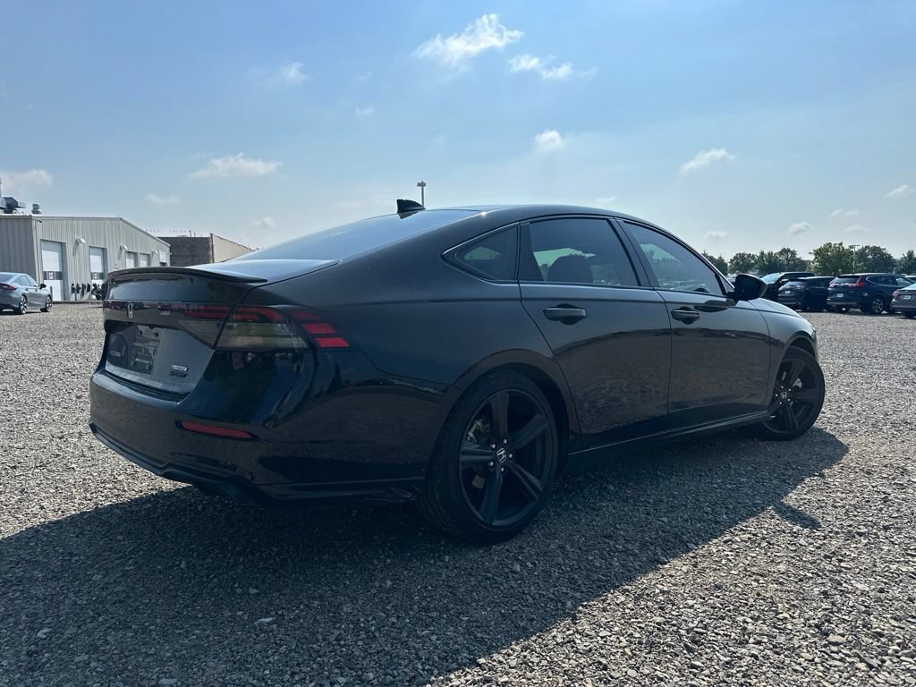 Used 2025 Honda Accord Sport image 12