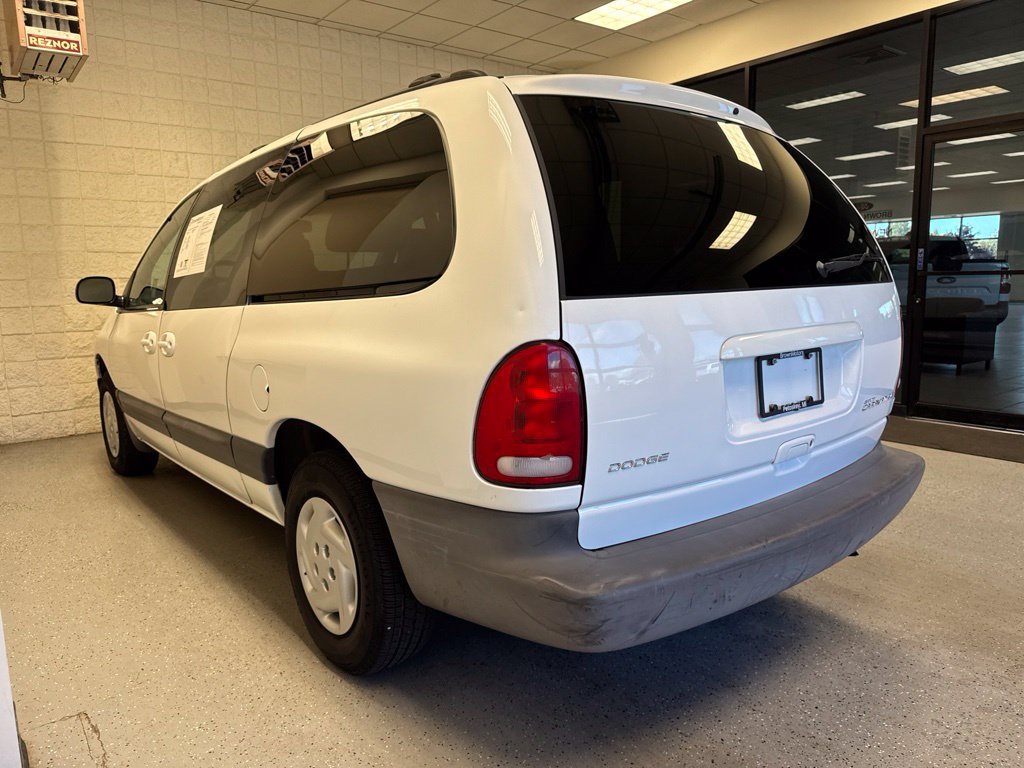 Used 2000 Dodge Grand Caravan SE FWD image 3