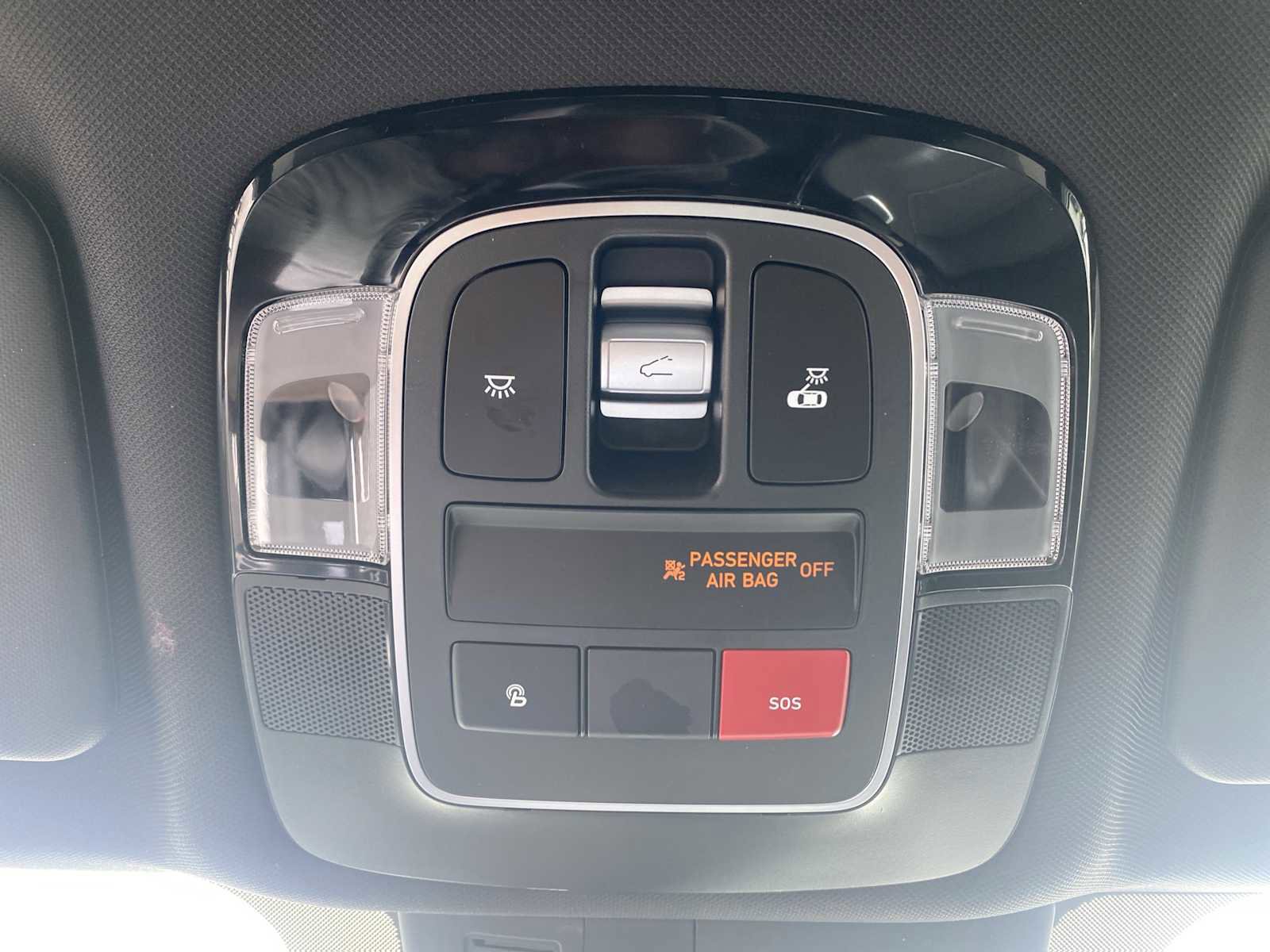 Certified 2024 Hyundai Santa Cruz Limited image 22
