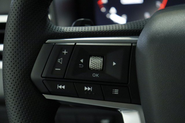 New 2026 Mitsubishi Outlander SE FWD image 9