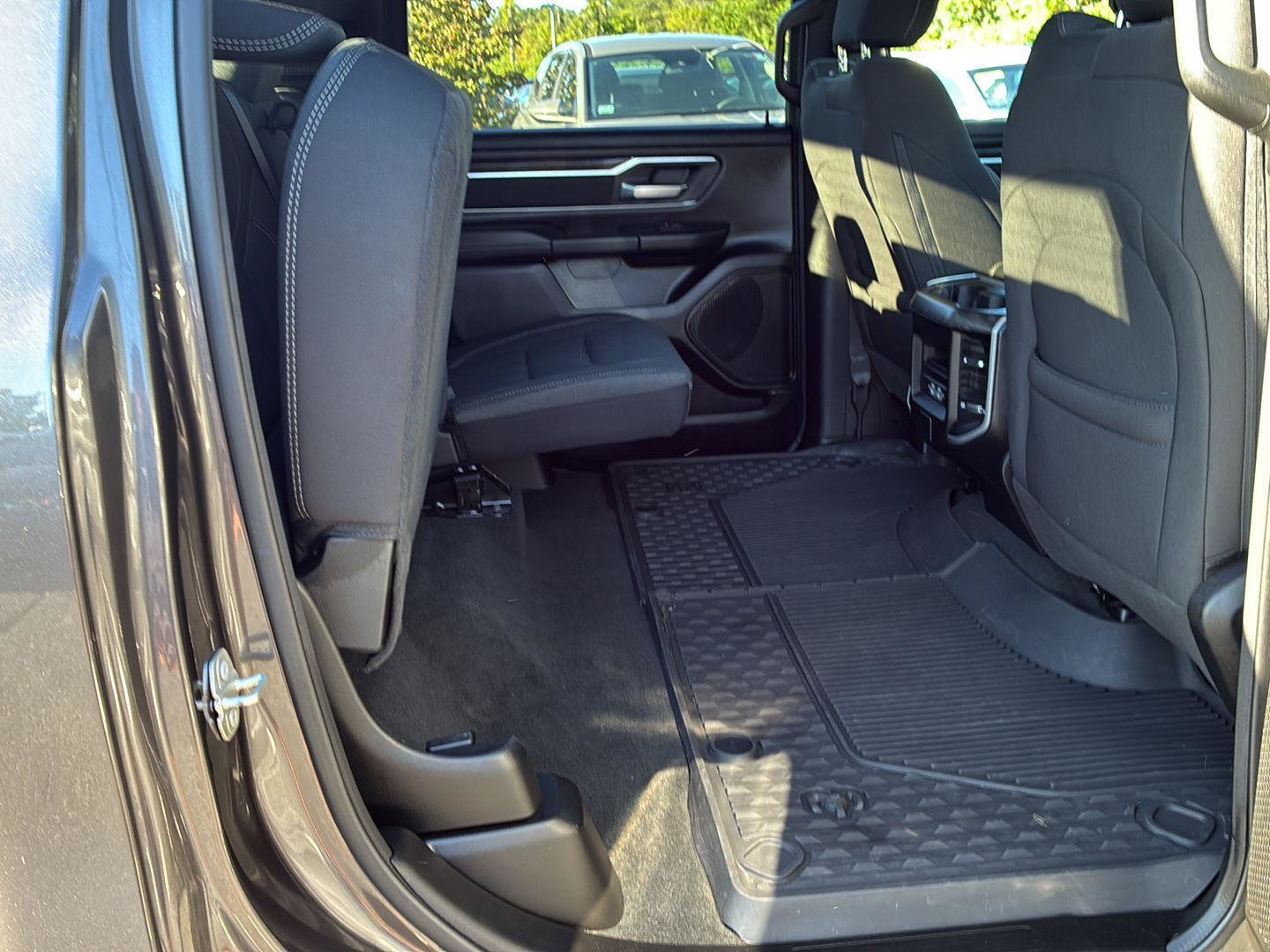 Used 2023 RAM 1500 Big Horn AWD/4WD image 24
