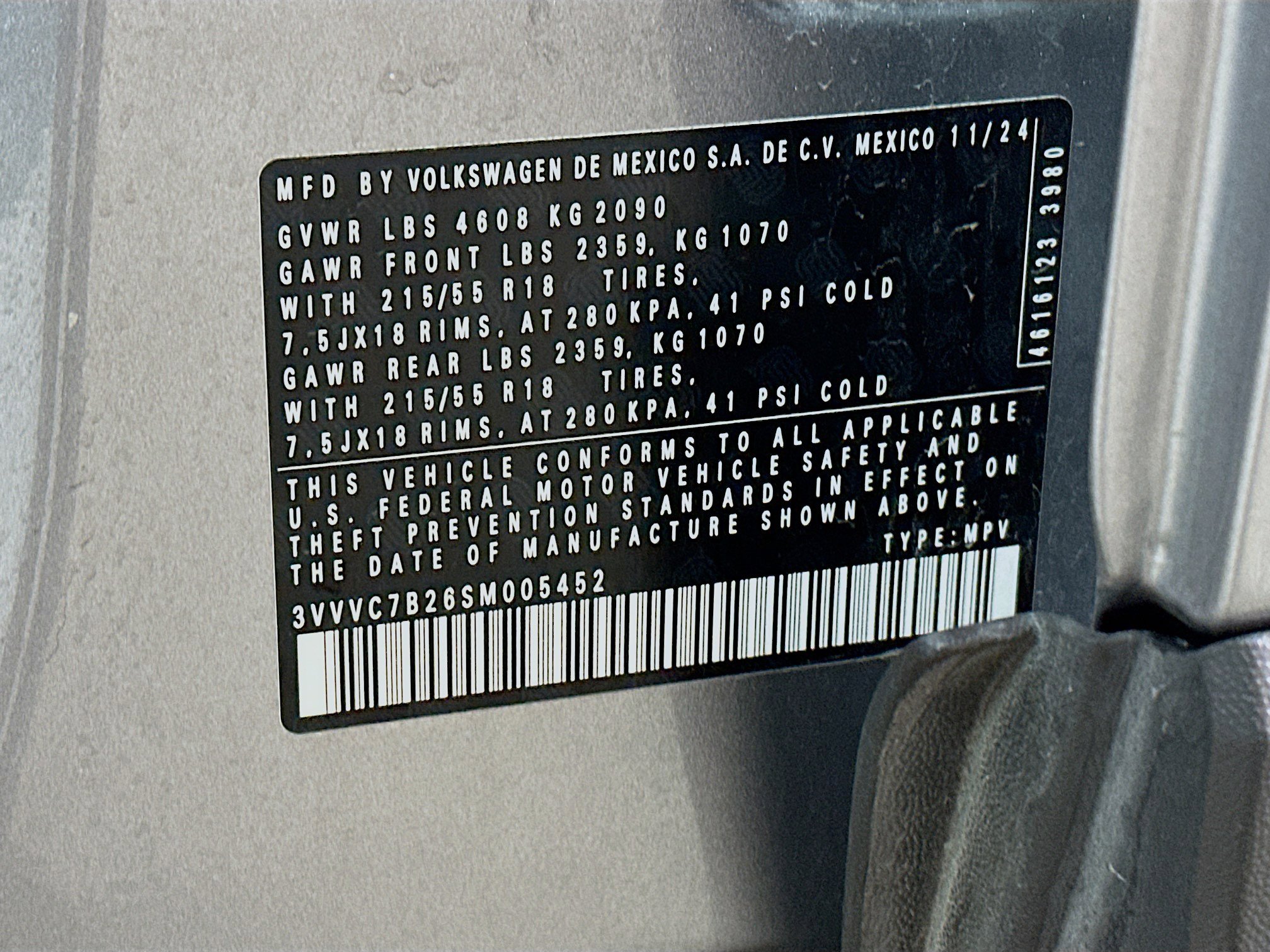 Used 2025 Volkswagen Taos SE w/ Panoramic Sunroof Package image 30