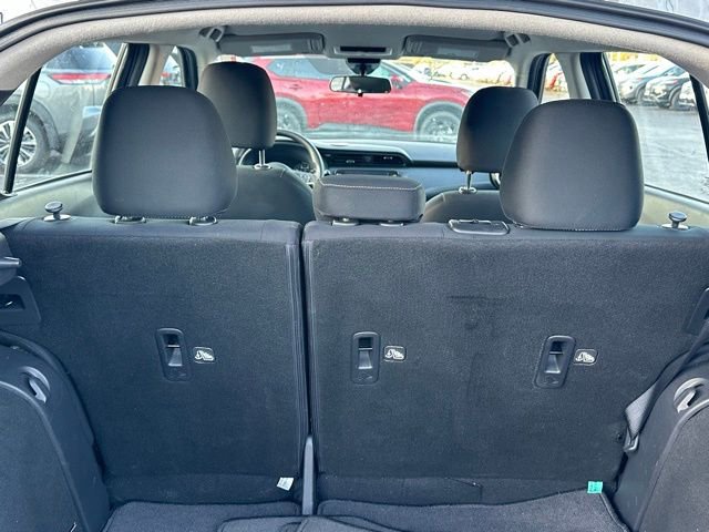 Used 2023 Nissan Kicks SV FWD image 18