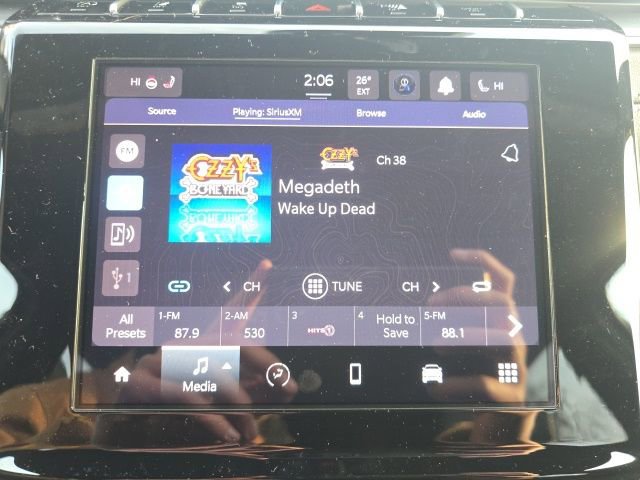 New 2025 Jeep Grand Cherokee Altitude w/ Trailer Tow Package image 18