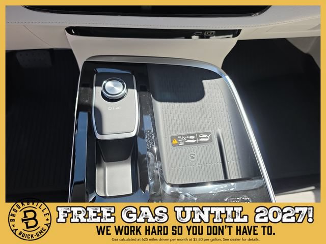 New 2027 Buick Enclave Avenir w/ LPO, Floor Liner Package FWD image 24