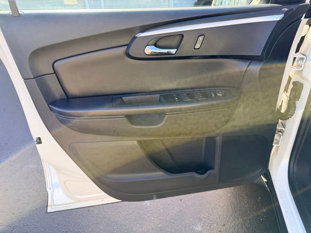 Used 2012 Chevrolet Traverse LT w/ All-Star Edition image 19