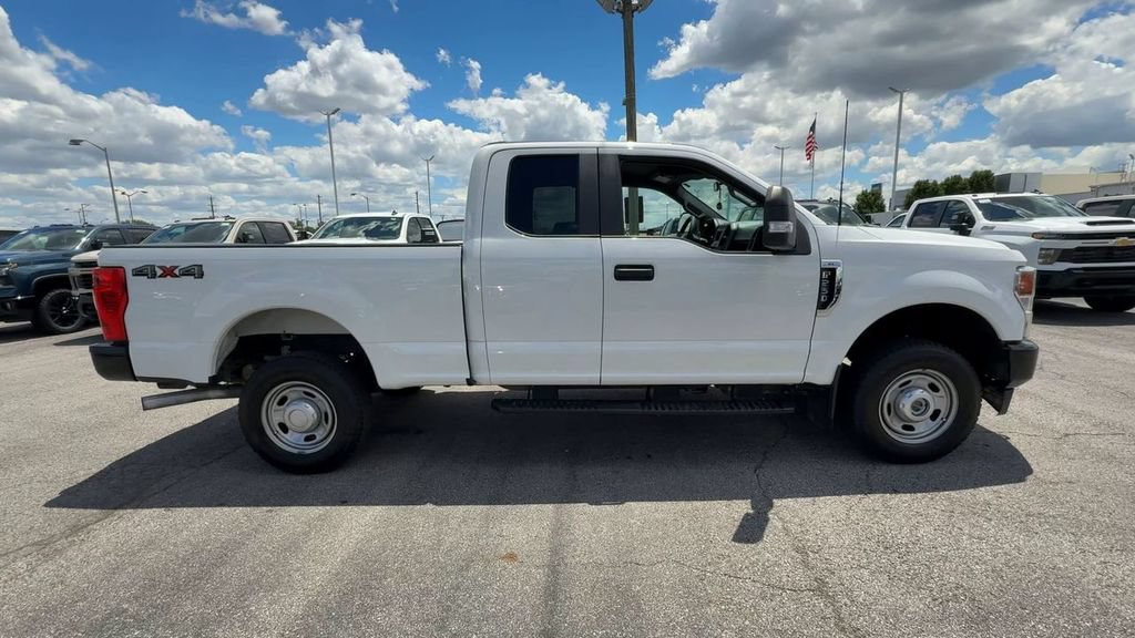 Used 2022 Ford F250 XL w/ Power Equipment Group AWD/4WD image 9