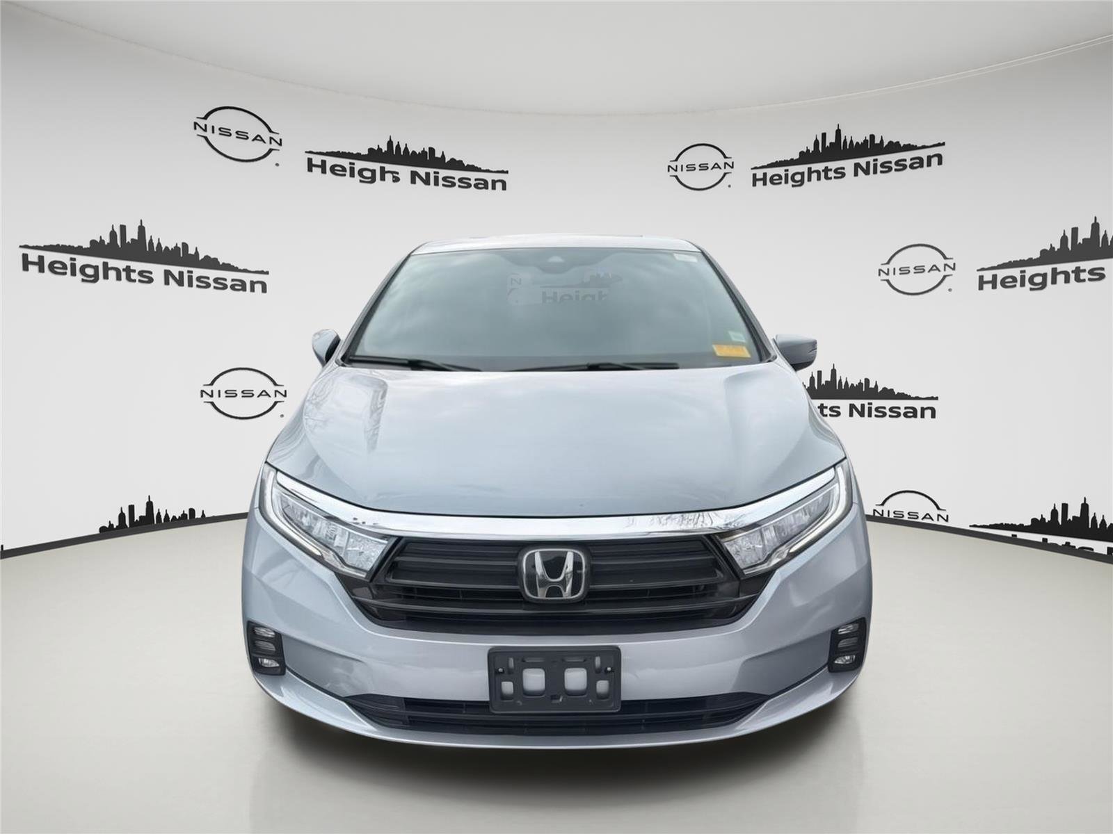 Used 2023 Honda Odyssey EX-L image 2