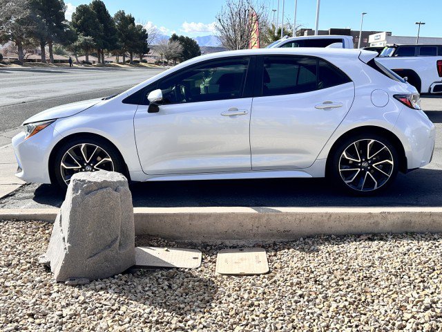 Used 2021 Toyota Corolla XSE FWD image 6