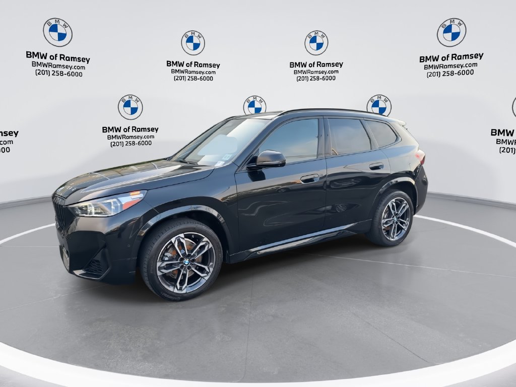 Used 2023 BMW X1 xDrive28i w/ Premium Package AWD/4WD image 4
