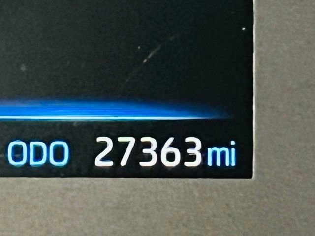 Used 2023 Toyota Corolla LE image 8