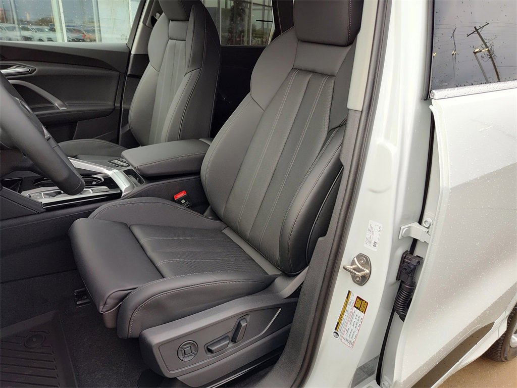 New 2025 Audi Q5 Premium Plus image 6