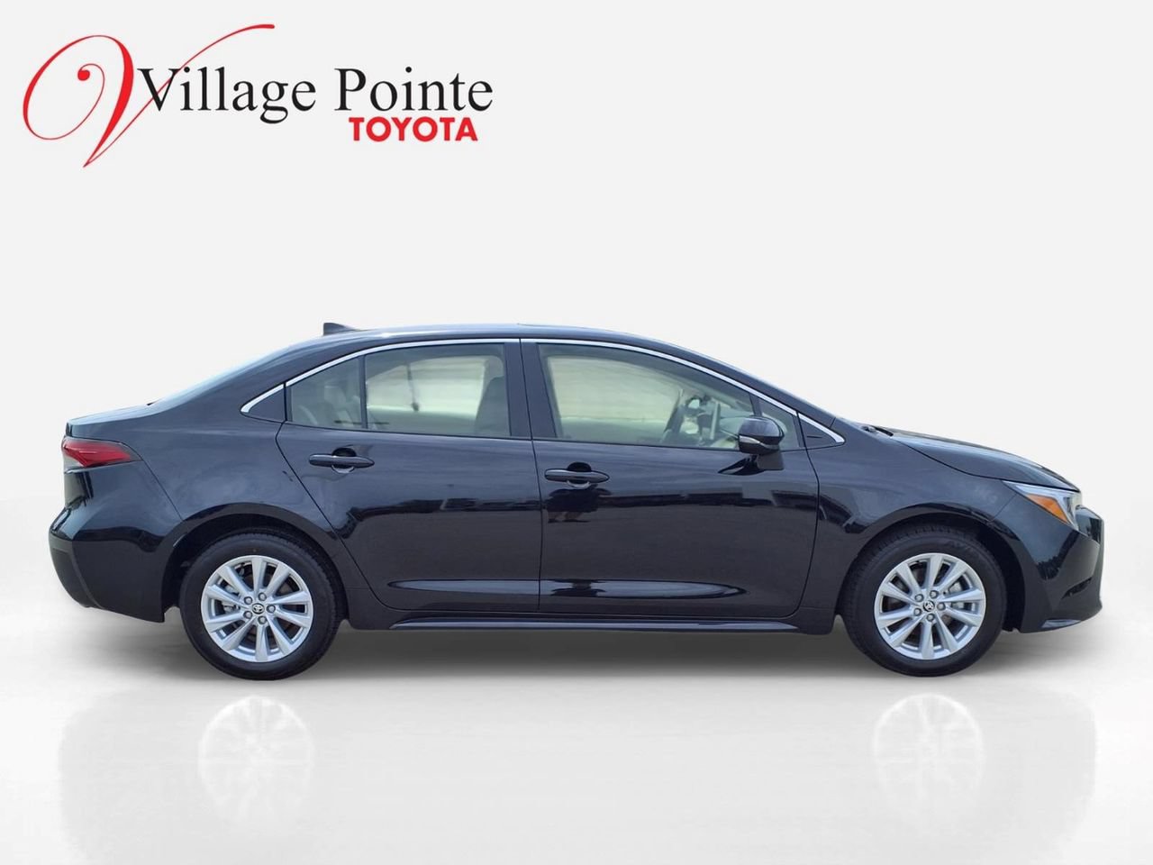 Certified 2026 Toyota Corolla XLE FWD image 6