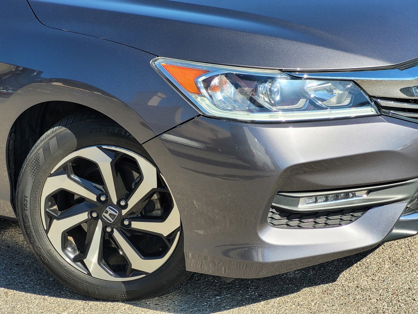 Used 2016 Honda Accord EX-L image 16