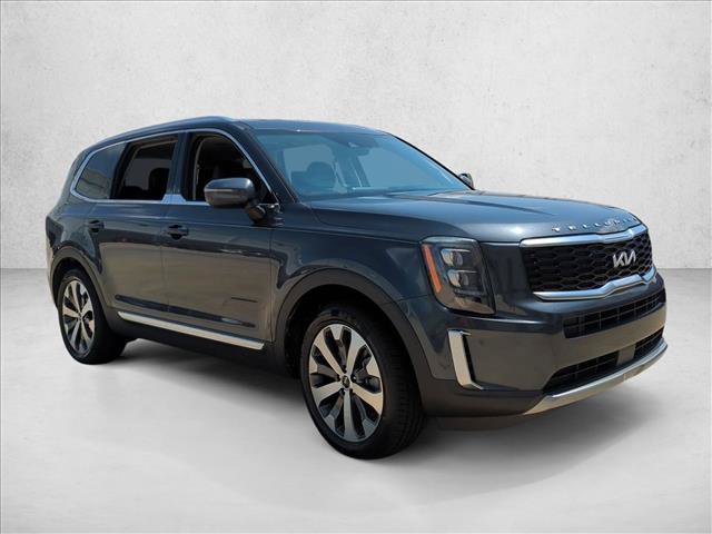 Used 2022 Kia Telluride EX w/ EX Premium Package FWD image 3
