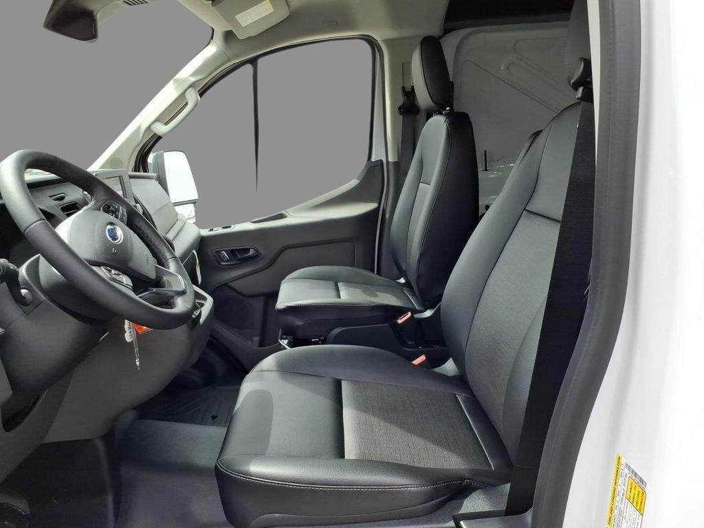 New 2025 Ford Transit 150 Low Roof RWD image 16