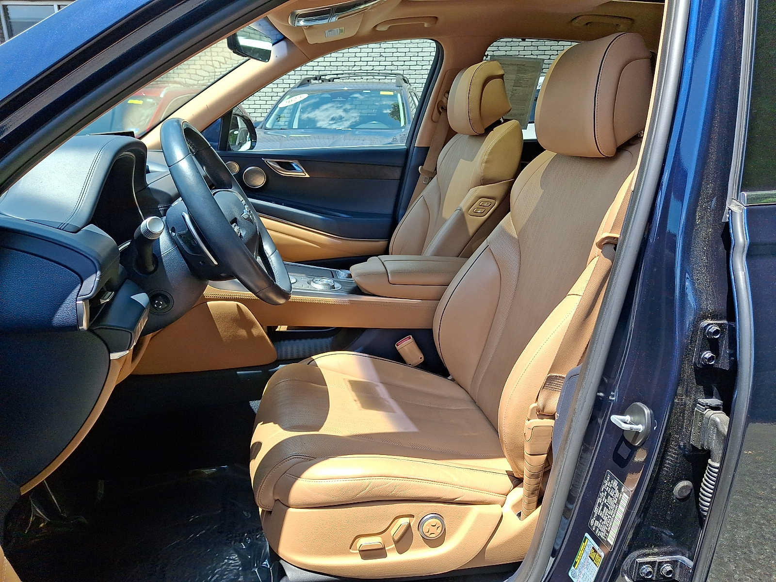 Used 2021 Genesis GV80 2.5T w/ Advanced Package 02 AWD/4WD image 10