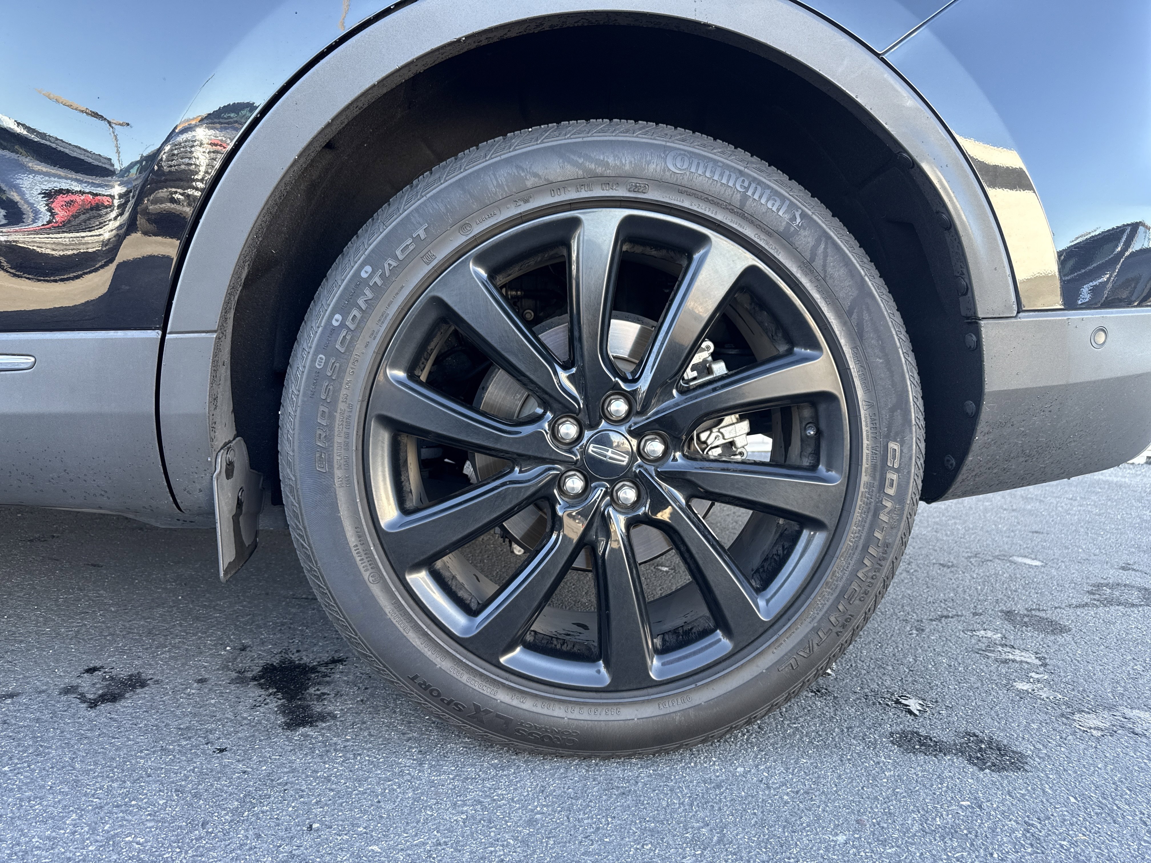 Used 2022 Lincoln Nautilus Reserve w/ Equipment Group 201A image 3