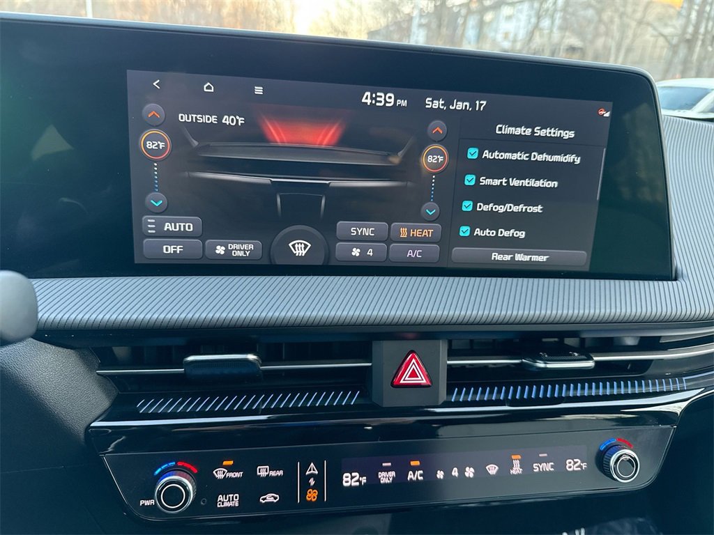 Used 2024 Kia EV6 GT-Line w/ GT-Line White Seat Package image 17