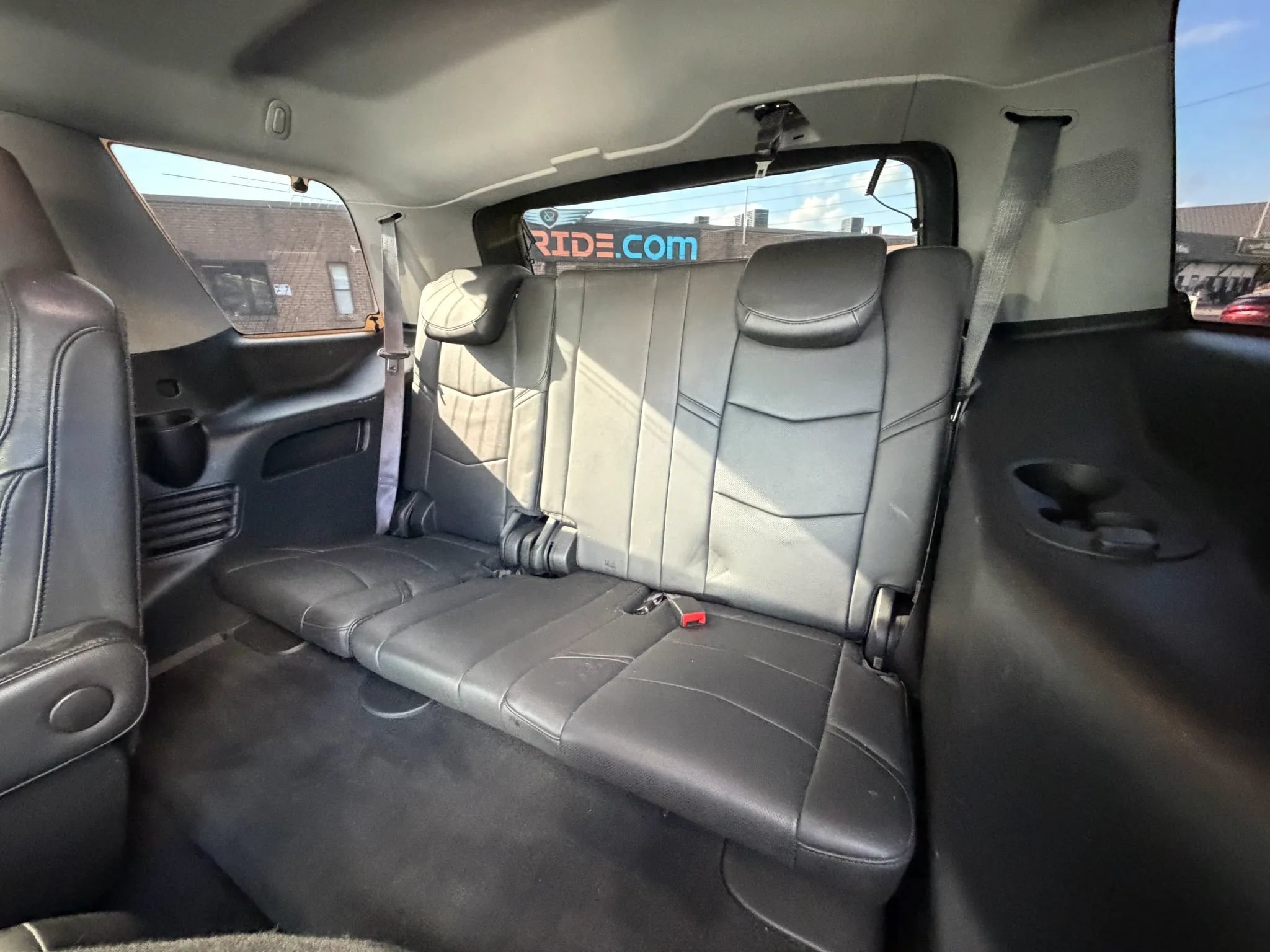 Used 2017 Cadillac Escalade Premium Luxury AWD/4WD image 14