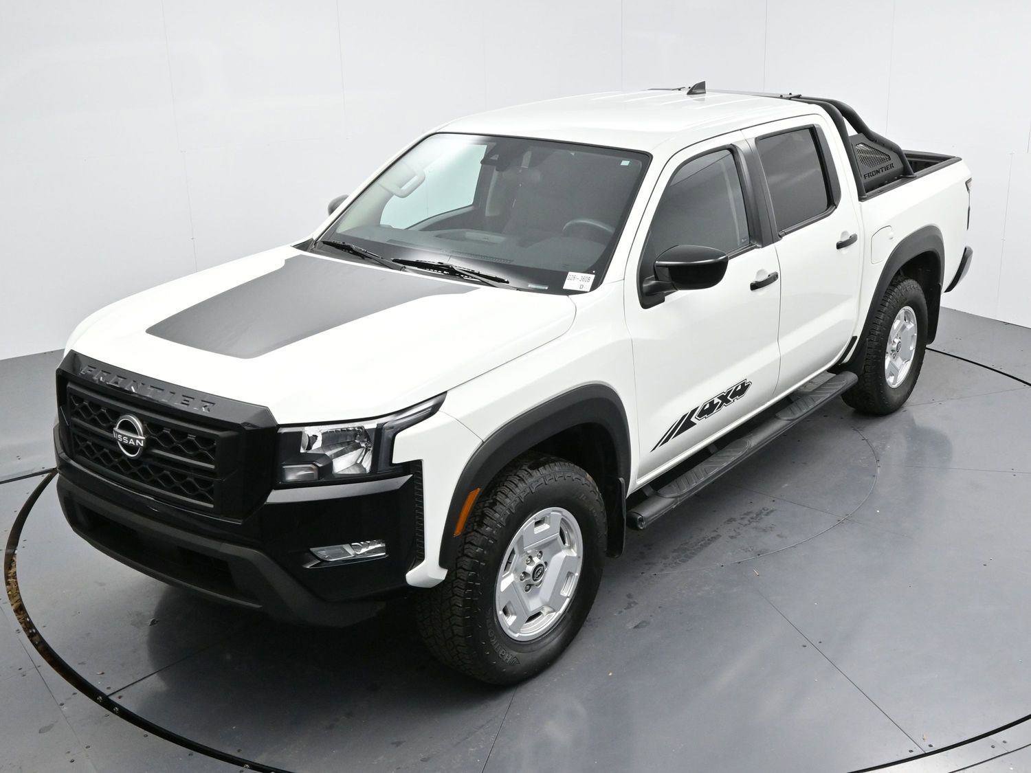 Used 2024 Nissan Frontier SV w/ Hardbody Edition image 35