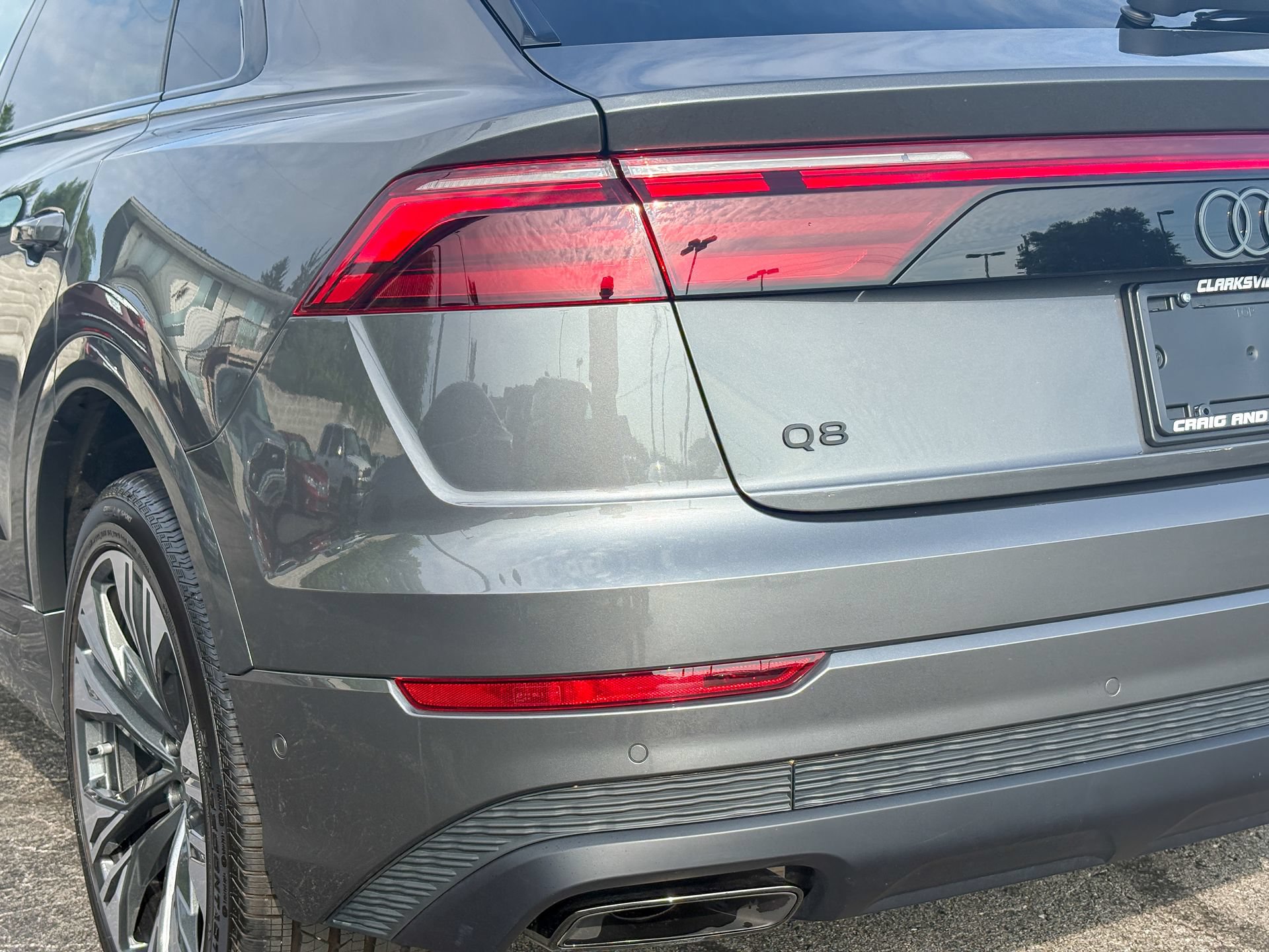 Used 2025 Audi Q8 Premium w/ Black Optic Package AWD/4WD image 12