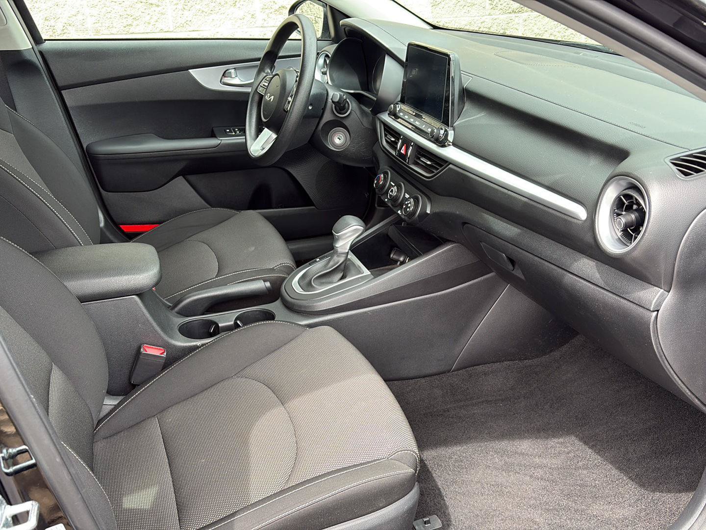 Used 2024 Kia Forte LXS FWD image 20